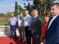 Anatoliy Urbansky, the head of the regional council, visited a new kindergarten in the village Baranovo of Ivanivsky district